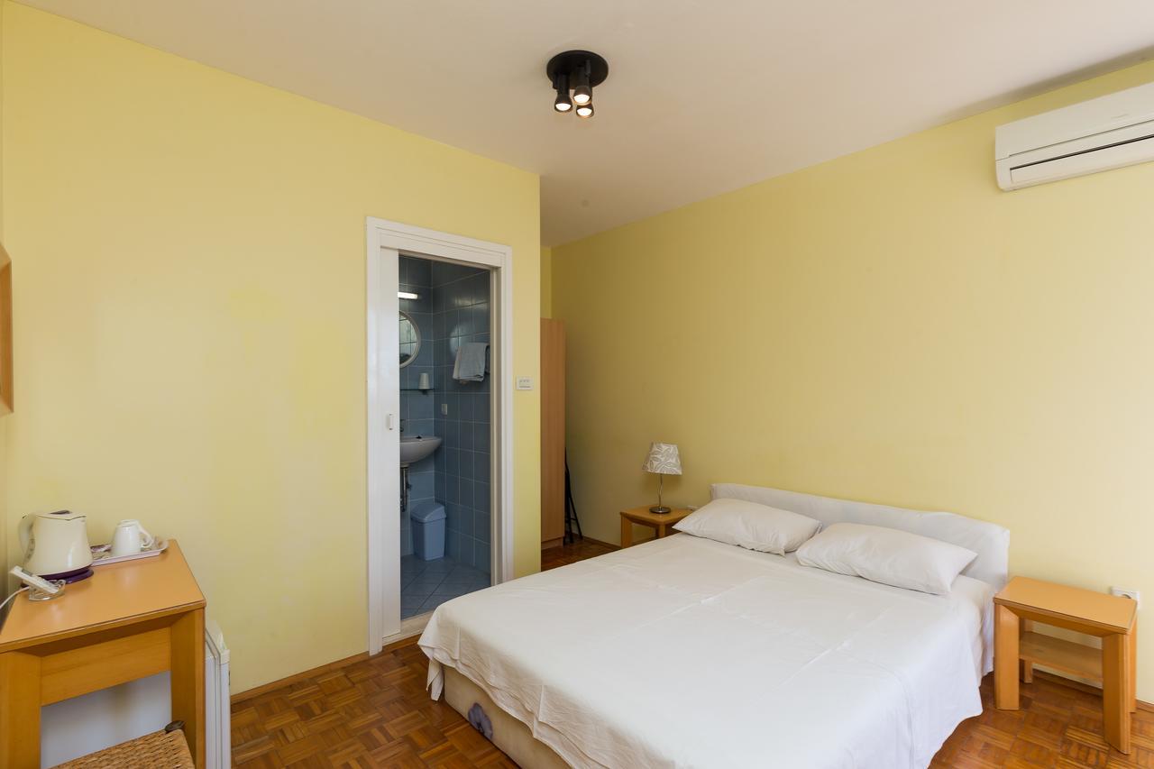 Beautiful Nest Rooms Ragusa Esterno foto